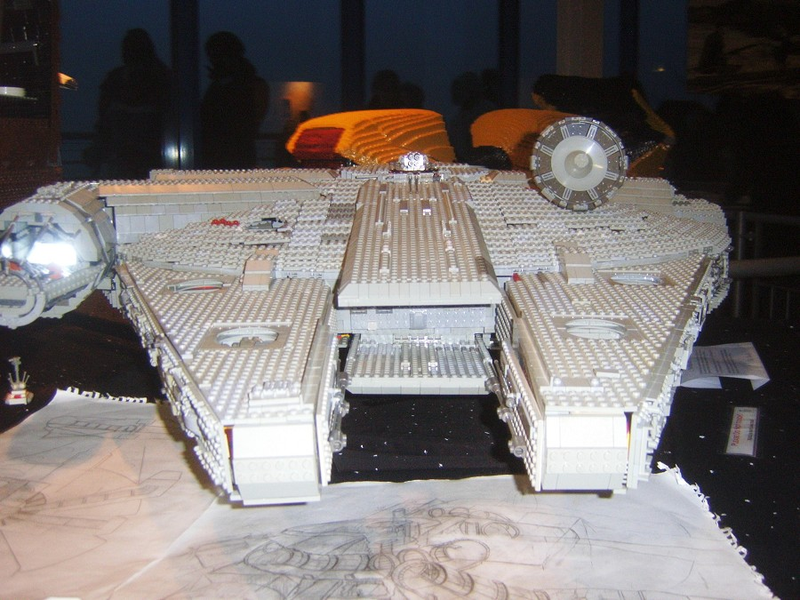 Illustration for article titled Crazy Guy Making Huge Minifig Scale Lego Corellian Corvette